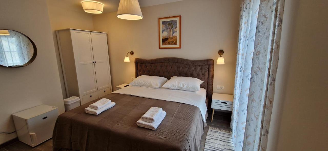 Portofino - Free Parking Hotel Mostar Buitenkant foto